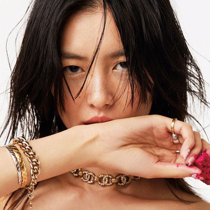 Chanel Rhinestone 2021 Interlocking Choker 18K Gold Necklace