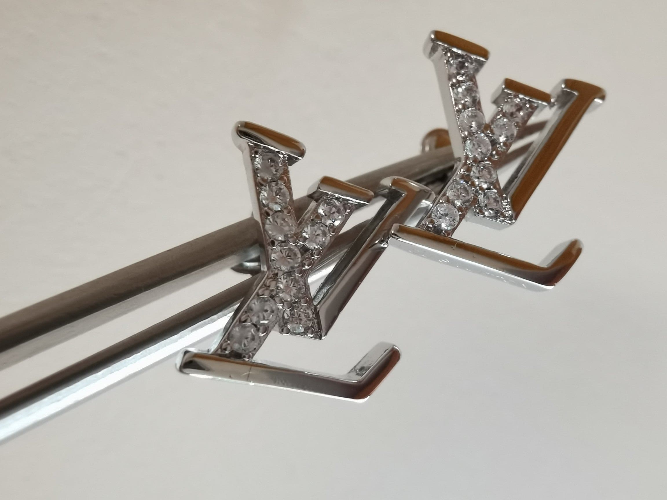 Louis Vuitton Iconic Diamond 18K Gold Earrings