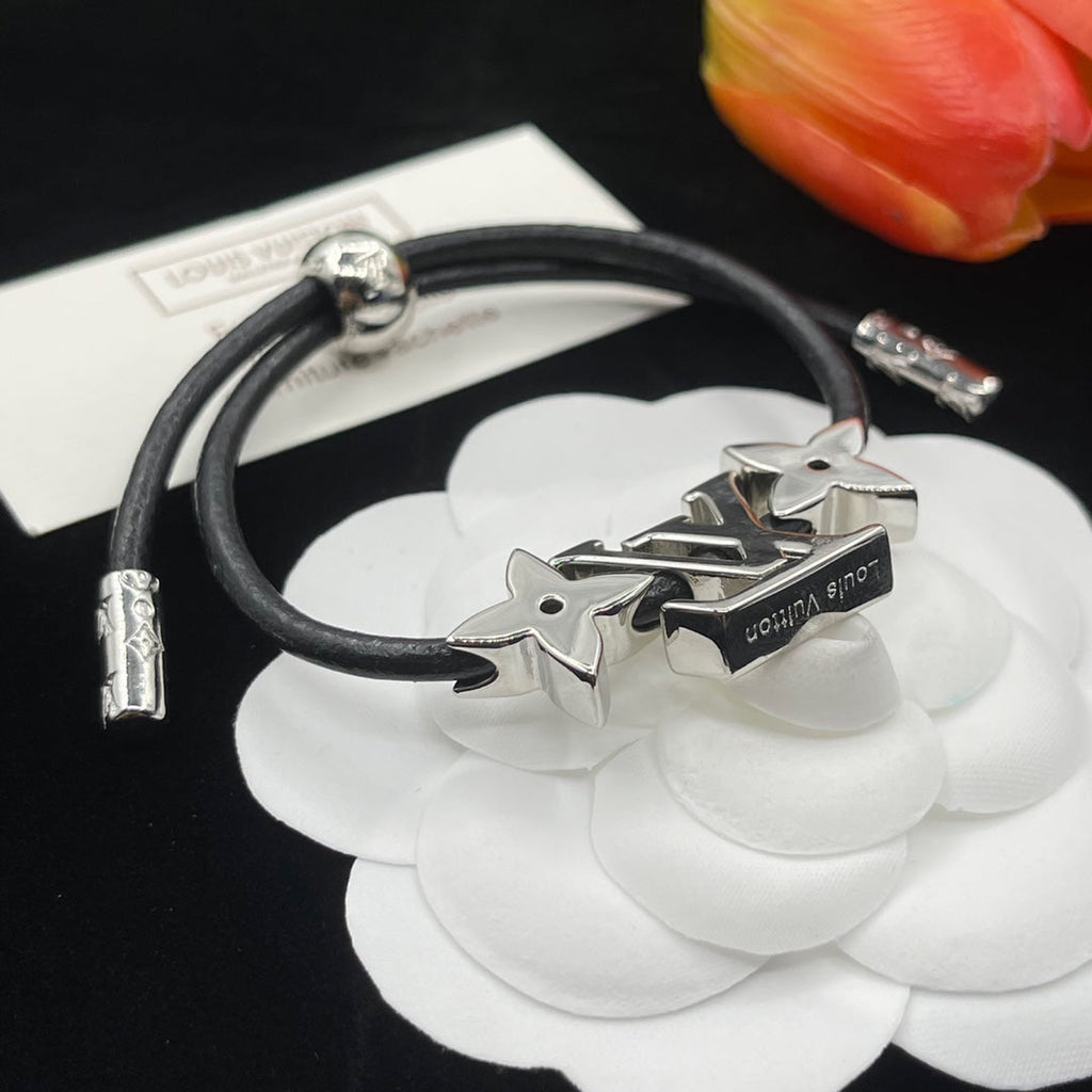 Louis Vuitton Star Pink 18K Gold Bracelet